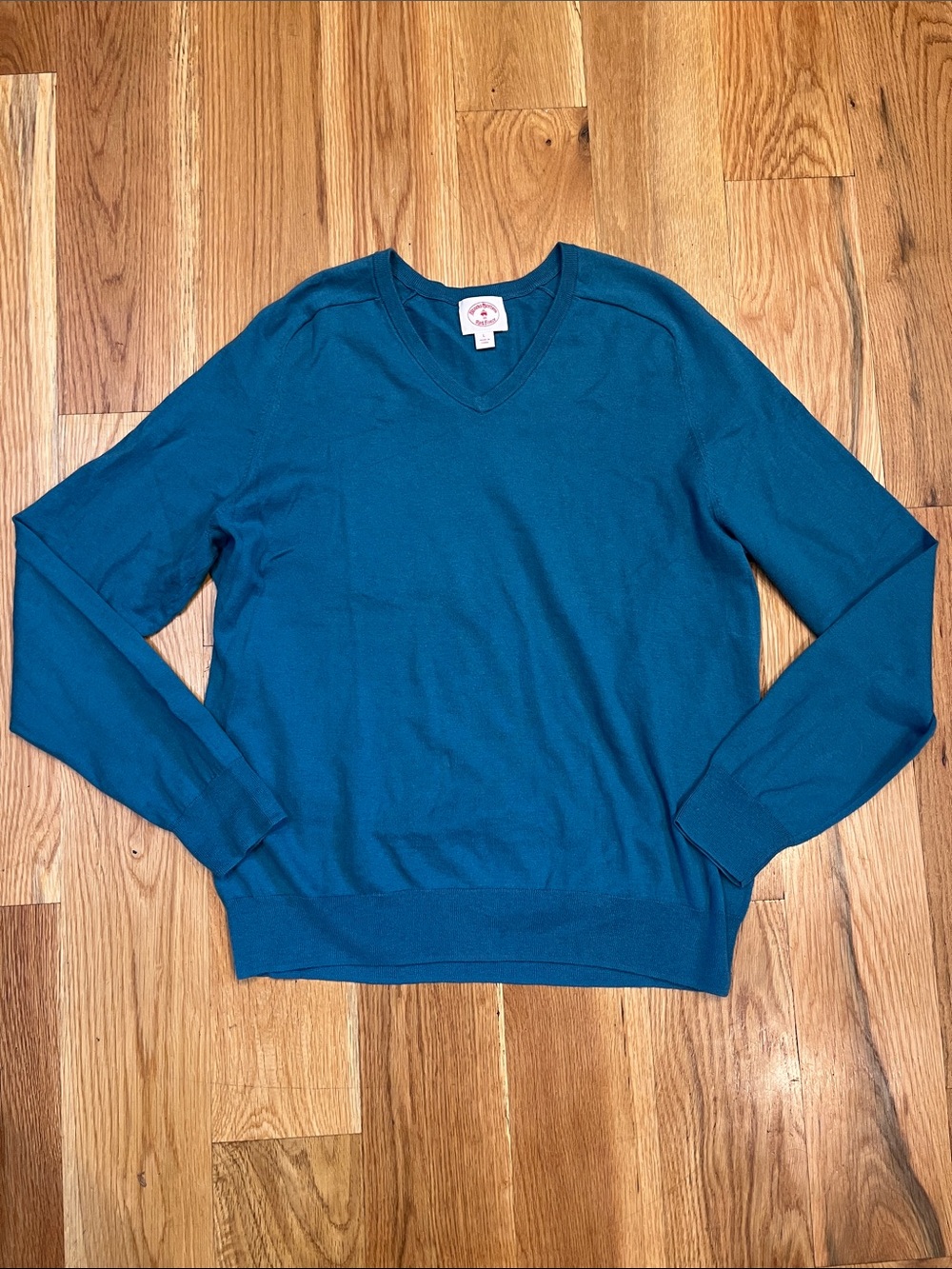 Brooks Brothers Red Fleece V-Neck Sweater, Cotton/Cashmere Blend, Size Large